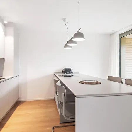 4 Bedroom Stunning In Tossens *