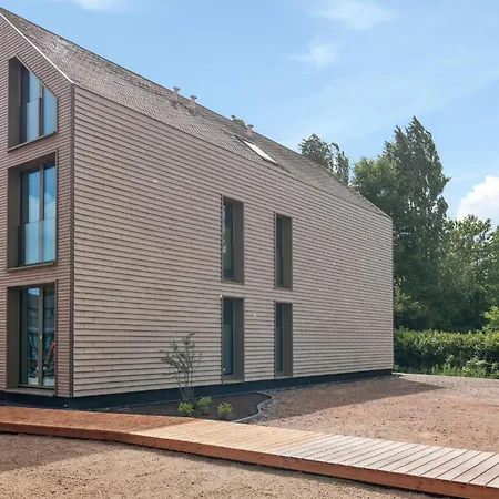 4 Bedroom Stunning In Tossens Апартаменты Stick