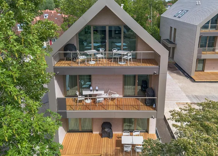 4 Bedroom Stunning In Tossens Apartman Stick